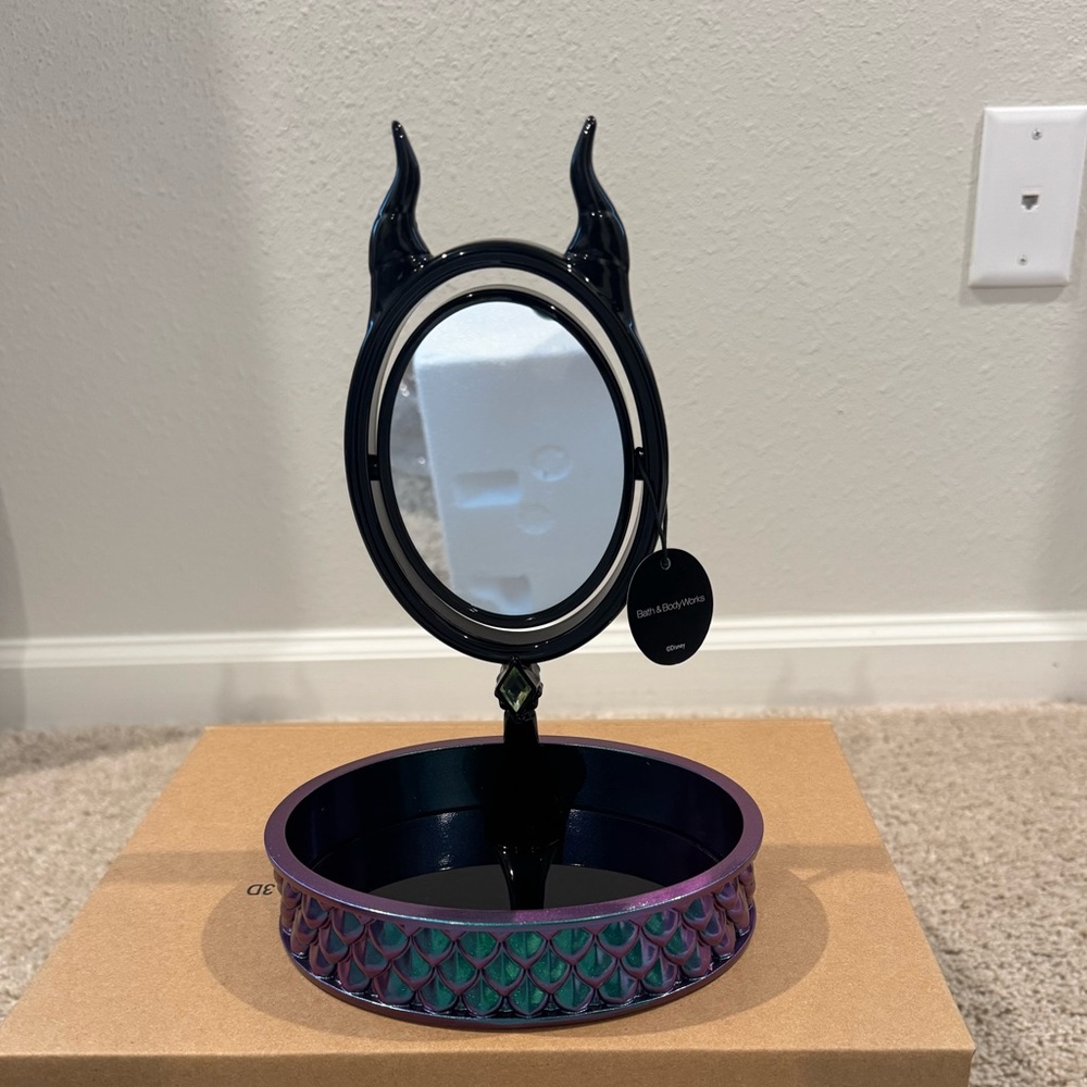 Bafh and Body Works Maleficent mirror Body care Tray Disney Villians